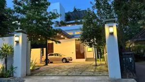 Boutique by Sa - Ponnarankulama