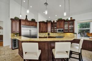 stunning waterfront villa in boca raton