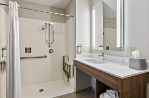 Standard Queen Room with Two Queen Beds and Mobility Accessible Roll-In Shower room in Holiday Inn Express & Suites Wytheville an IHG Hotel