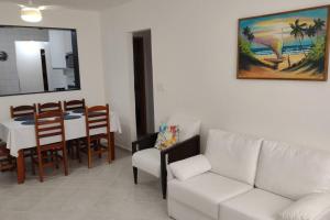 Apartamento Praia do Forte Cabo Frio até 8 pessoas
