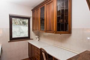 Three bedroom apartment with balcony