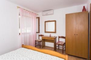 Guest House Old Town View - One Bedroom Apartment with Balcony and Sea View - A 2 2 Romantic