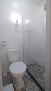 Suíte com vista de varanda no centro histórico de Petrópolis!