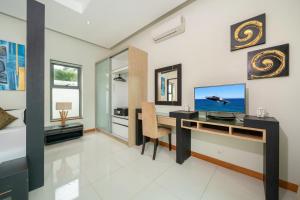 Relax & Enjoy Stay! Elegant 3BR Pool Villa Talosy