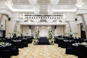 Island Castle Hotel & Waterpark