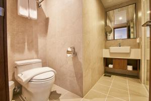 Island Castle Hotel & Waterpark