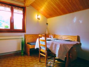Appartements Chalet Chez Gaby 2 - Vue imprenable au calme - Proche du centre : photos des chambres