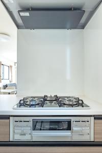 悠悠之家 池袋商业区 7分钟步行到池袋车站 3层独栋别墅 全新 3房2厅厨卫齐全 免费车库 奈飞影院