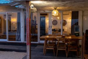 Villa Koral 3 bedrooms beachfront Lembongan