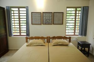 Tharangini - Riverside Hideaway for Two One Booking Only