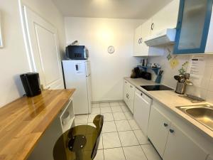 Appartements VILLA MARINA 2 pieces avec parking et wifi centre : photos des chambres