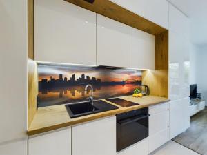 Klimatyczne Studio z Balkonem Warszawa by Noclegi Renters