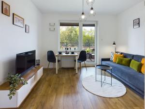 Klimatyczne Studio z Balkonem Warszawa by Noclegi Renters