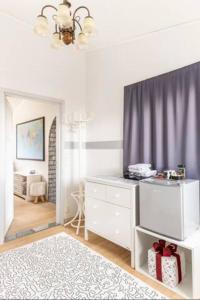 Big 4 bedroom house with sauna by the sea