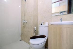 Good Choice and Restful Studio at Transpark Cibubur Apartment near Mall By Travelio