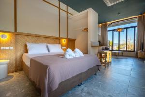 Sunny Nest with a sea view by Salt Apartments