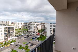 Apart B&V 706 Coresi - Balcony & Free Parking