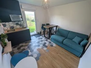 Studio indépendant avec prise VE - Neuglize