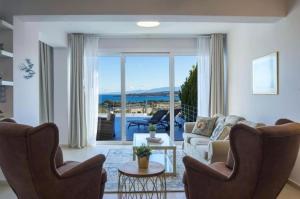 Kanfis villa with panoramic view