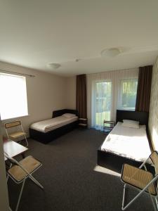 Sodyba Prie Tvenkinio