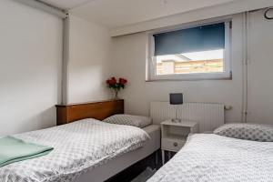 Kattarp Cellar Free Parking & Private Entrance