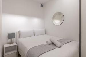 Artistic Escape in Woodstock: Mountain Views Pool