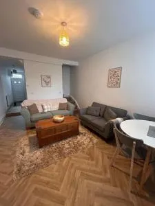 4 Bedroom Ashby House - Messingham