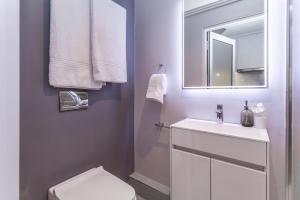 Lively space in a vibrant, Woodstock area