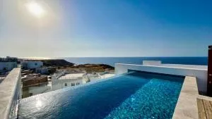 Mykonos Homes - Luxuriöses Penthouse mit Rooftop Pool, Meerblick, Gym - Kalogrea