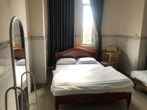 Khách sạn Quốc Việt