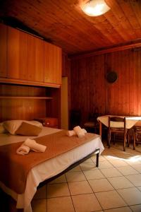 The Courtyard Retreat