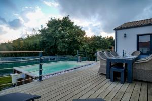 Maisons de vacances Jolie maison recente avec jardin et piscine Les Sables - 8 personnes : photos des chambres