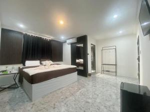 ME Hotel