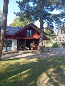 Sodyba Prie Tvenkinio