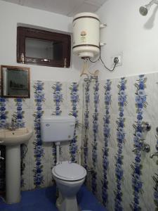 Anchal House