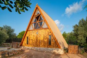 Cabaña Triangulo - Tierra de Arte
