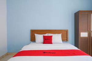 RedDoorz at Debalcon Accomodation Kuta Bali