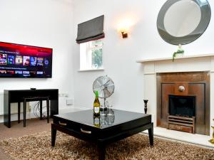 Beautiful 3 bedroom apartment - Pass the Keys