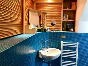 Stylish Duplex Apartment with Private Terrace