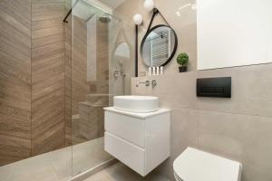 Stylish Apartment with Air Condtioning Łódź by Renters Prestige