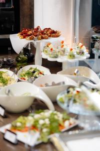 Westhills Cottage Town & Spa