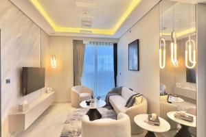 Relaxing 2BR Escape with Private Pool Samana GA by Vibel