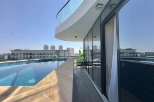Relaxing 2BR Escape with Private Pool Samana GA by Vibel