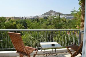 Athenian Artistic Apt Lycabettus View