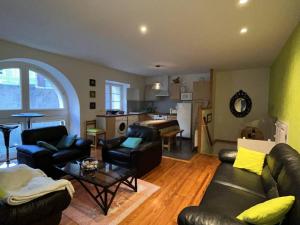 Appartement 46 pers - Résidence centre ville Cauterets - FR-1-234-301