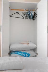 New furniture, zero air conditioning, modern and quiet 19