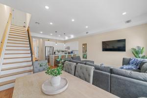 Skyline Serenity Luxe NYC Retreat