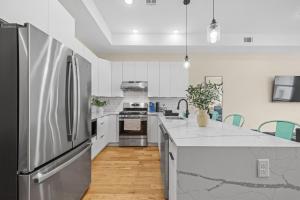 Skyline Serenity Luxe NYC Retreat