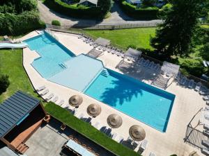 Villages vacances Camping Paradis Marmotel : photos des chambres