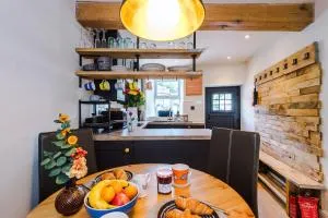 The Snug - Premium cosy cottage with Log burner and pet friendly - Little Hucklow